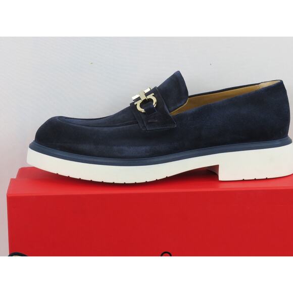 NIB FERRAGAMO FIORELLO BLUE SUEDE GANCINI BIT LOGO LOAFERS 11.5 ITALY